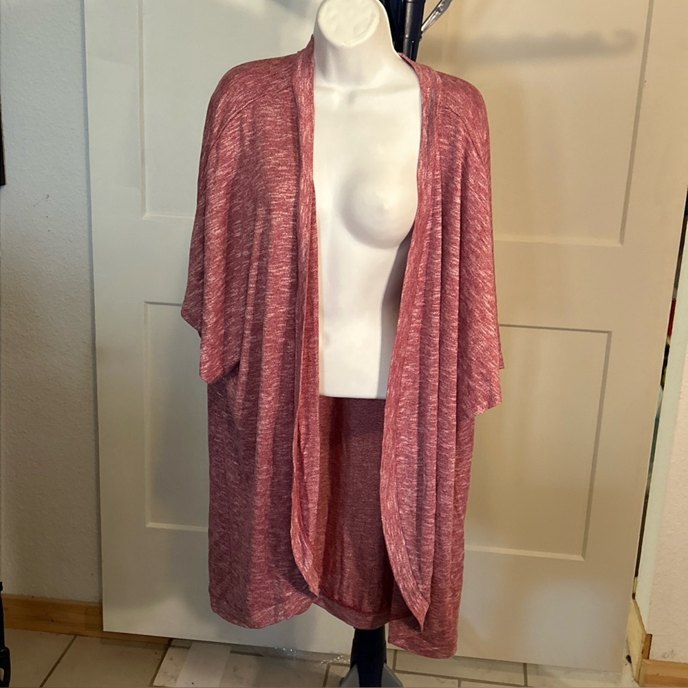 Lane Bryant Short Sleeve Cardigan in size 24
